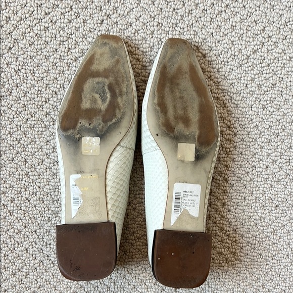 Saks Fifth Avenue White Minimalist Flats - Picture 7 of 8